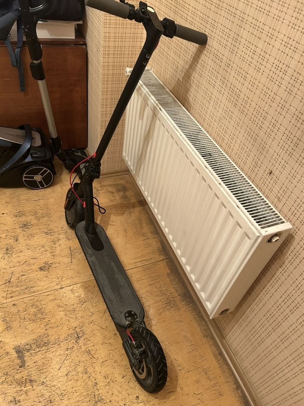 Şəhər içi sürüş üçün elektrikli skuterl - Rəng: qara - Təkərlər: 8,5" — Skuterlər, Bakı (2)