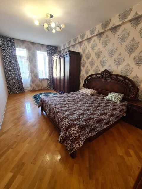 İcarəyə verilir 3 otaqlı yeni tikili 150 m² — Bakı
