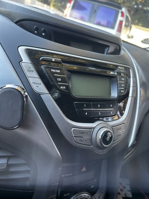 Avtomobil üçün orijinal multimedia/radio paneli Xüsusiyyətlər — Mingəçevir