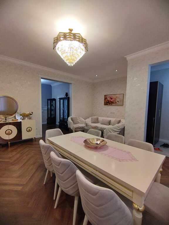 Satılır 4 otaqlı həyət evi/bağ evi 280 m² — Ev, villa, Bakı (4)