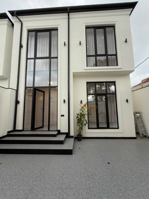 Satılır 4 otaqlı həyət evi/bağ evi 120 m² — Bakı