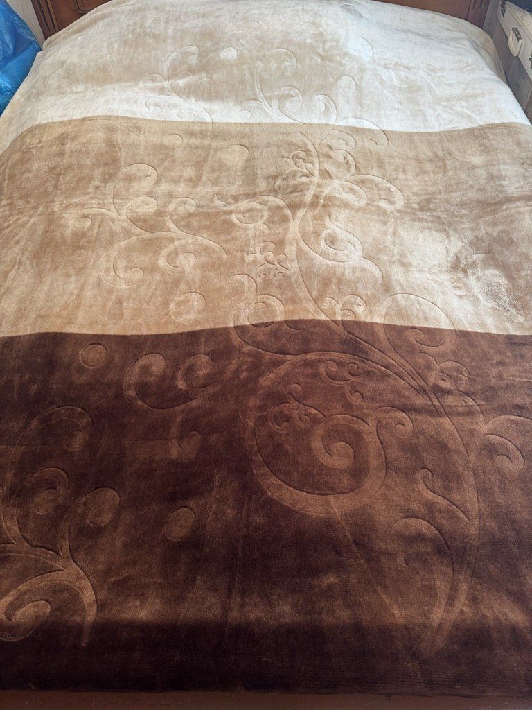 Yataq örtüyü — Tekstil, Bakı (4)