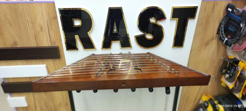 Səntur — Musiqiə alətləri, Bakı
