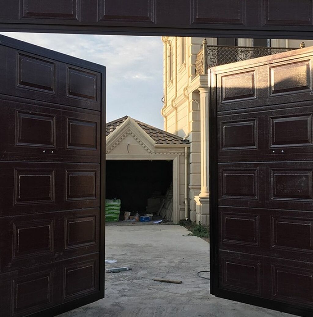 Yeni Dəmir Qaraj darvazası, Yana açılan, Avtomatik, rəng - Qəhvəyi, Fotosel, Kredit yoxdur, Pulsuz quraşdırma, Pulsuz çatdırılma — Pəncərələr, qapılar, balkonlar, Bakı