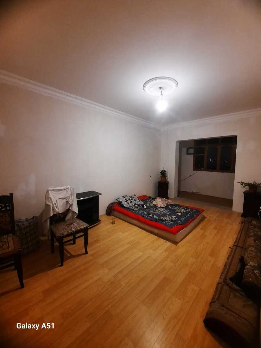 Satılır 4 otaqlı köhnə tikili 110 m² — Mənzil, Bakı (3)