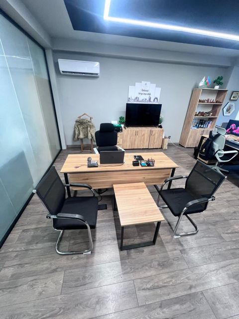 Ofis mebeli — Bakı