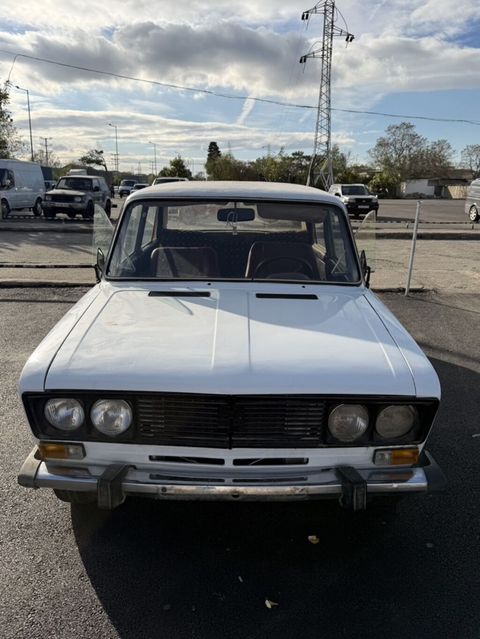 VAZ 2106, ağ rəngli sedan ag salon 0 dan yglib surulmuyub sdenkalar — Sumqayıt