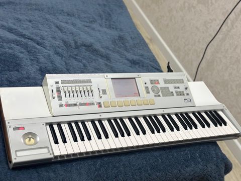 Sintezator Korg M3 — Bakı
