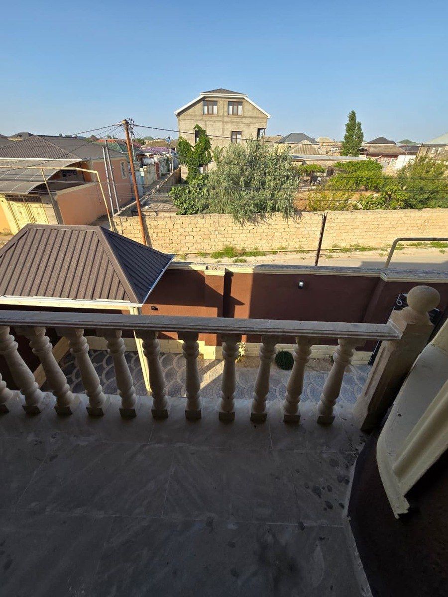 Satılır 5 otaqlı həyət evi/bağ evi 200 m² — Ev, villa, Bakı (7)