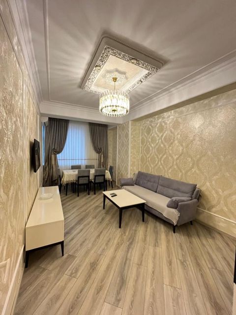 Satılır 2 otaqlı yeni tikili 77 m² — Bakı