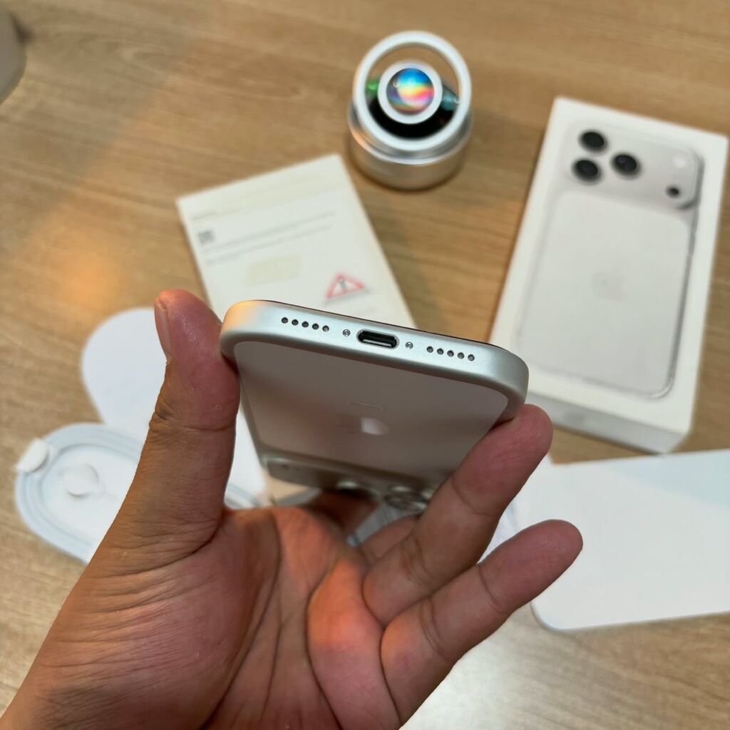IPhone 17 Pro, 1 TB, White Titanium, Sənədlərlə — Apple iPhone, İsmayıllı (4)