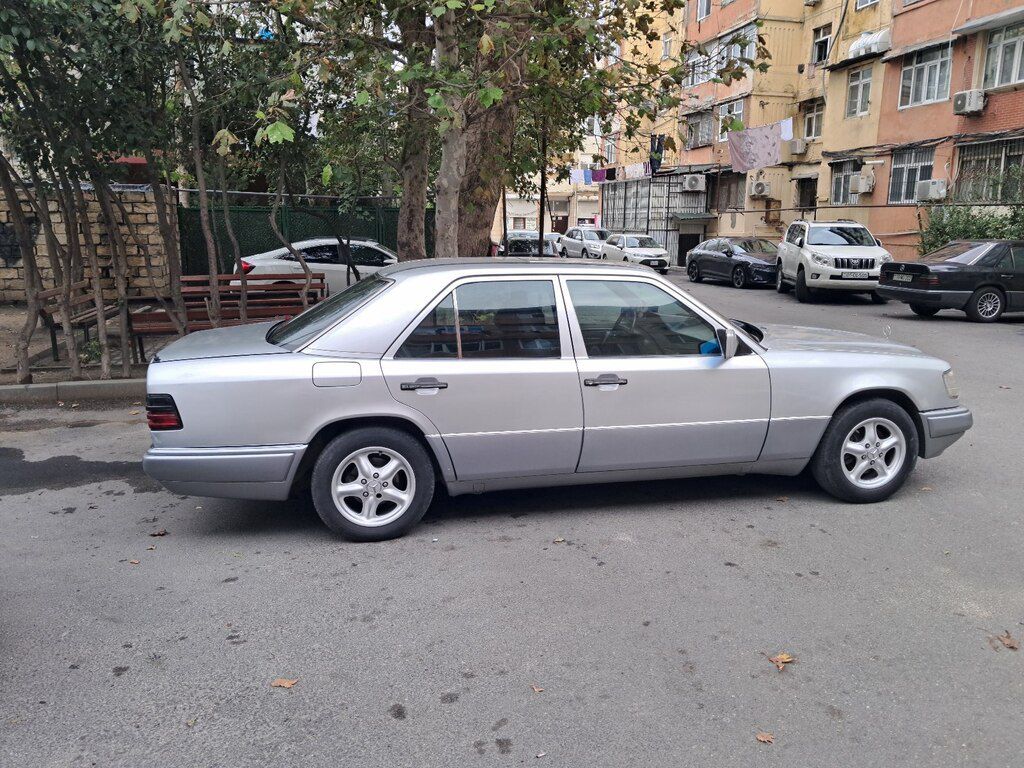 Mercedes E 220, 2.2 L, 1995 il, 764 000 km 01-BJ-743 — Avtomobillər, Xırdalan (5)
