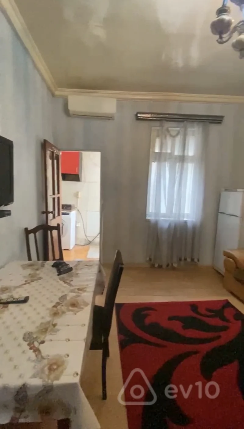 2 otaqlı həyət evi, 45 m², 8 Noyabr M — kirayə — Bakı
