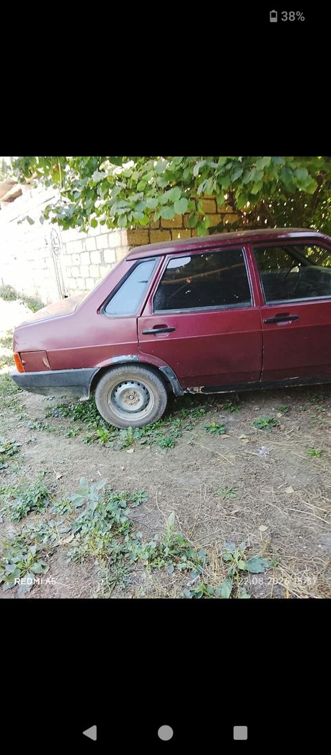 VAZ (Lada) 21099: 1.6 l 1994 il 28451 km Sedan — Qusar