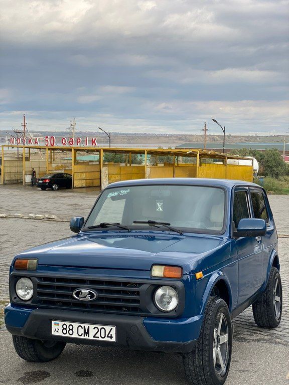 Lada (VAZ) Niva, 1.7 L, 2010 il, 230 000 km 88-CM-204 — Avtomobillər, Bakı (2)