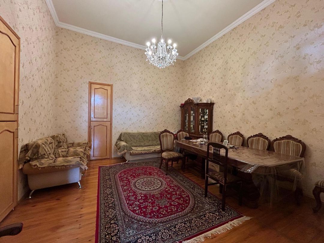 Satılır 4 otaqlı köhnə tikili 120 m² — Mənzil, Bakı (2)