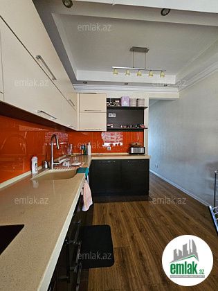 Satılır 4 otaqlı 110 m² köhnə tikili Binəqədi r — Mənzil (10)