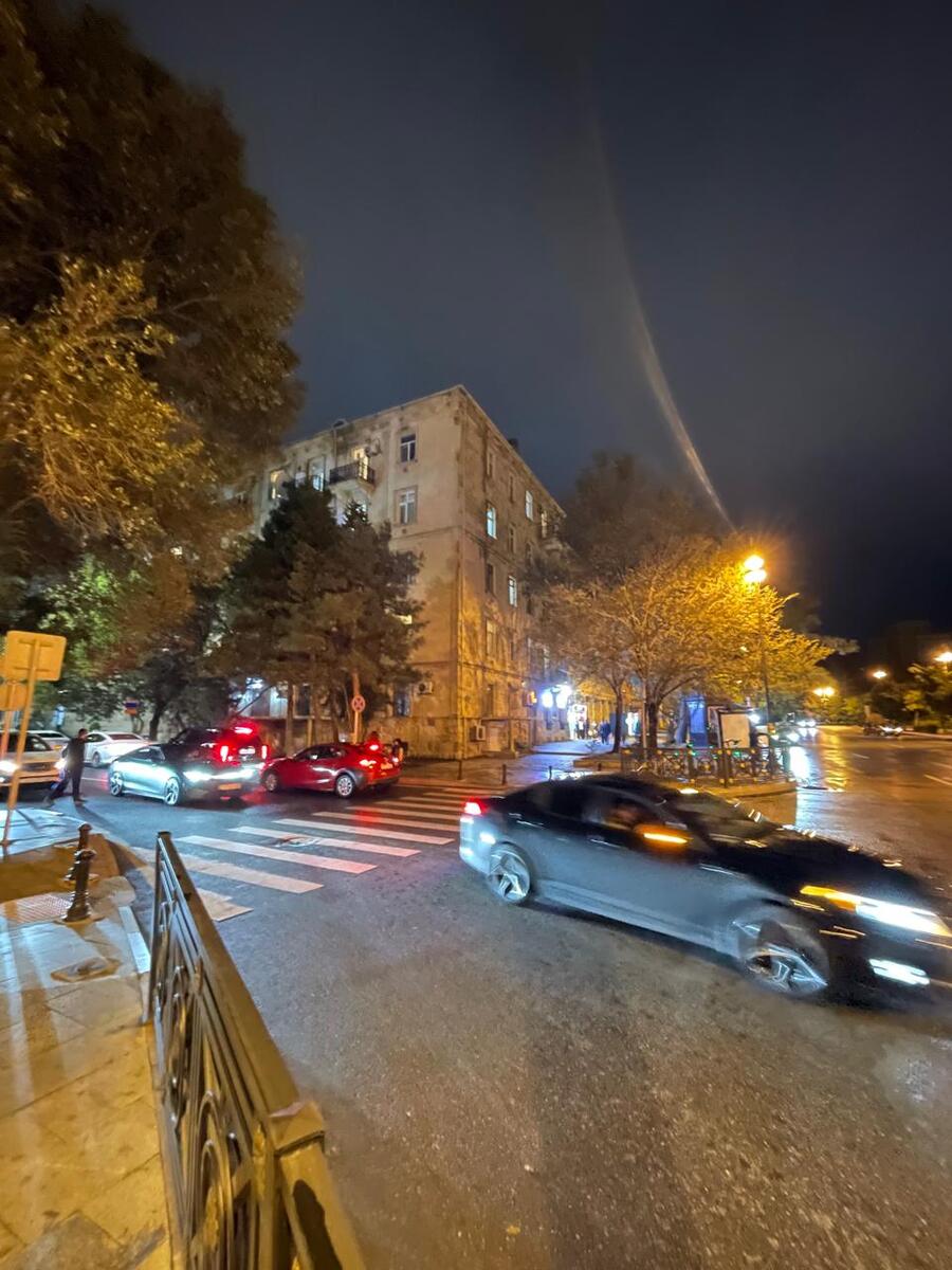 Satılır 5 otaqlı köhnə tikili 140 m² — Mənzil, Bakı (2)