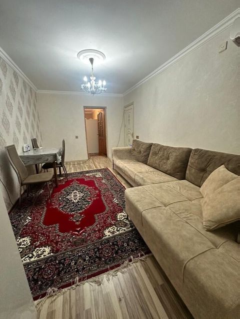 İcarəyə verilir 2 otaqlı köhnə tikili 65 m² — AVA Estate