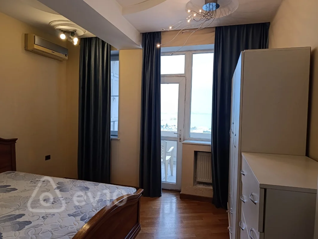 3 otaqlı mənzil, 180 m², Həsən Seyidbəyli — kirayə — Mənzil, Bakı (4)
