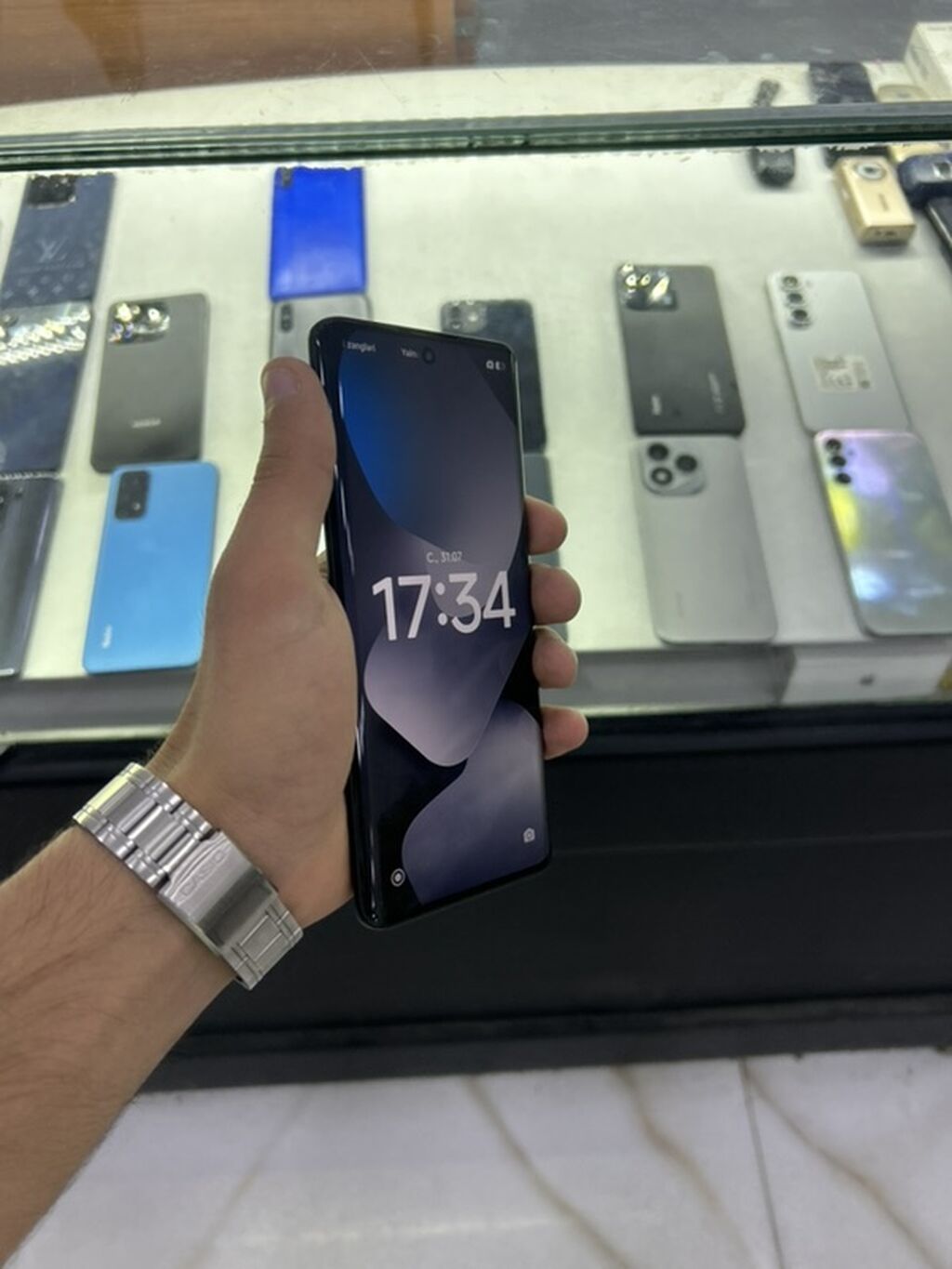 Redmi Note 14 Pro+, 256 GB, rəng - Qara, Sensor — Xiaomi, Gəncə (3)