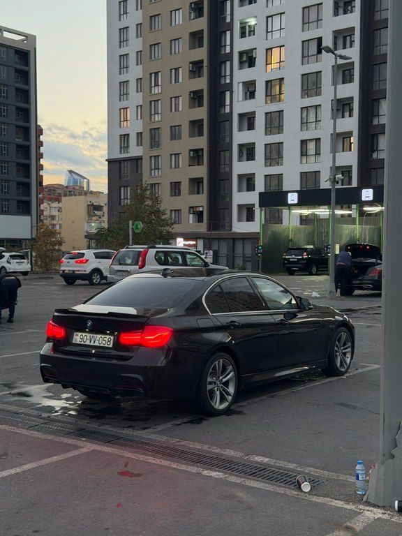 BMW 330, 2.0 L, 2016 il, 147 000 km 90-VV-058 — Avtomobillər, Bakı (5)