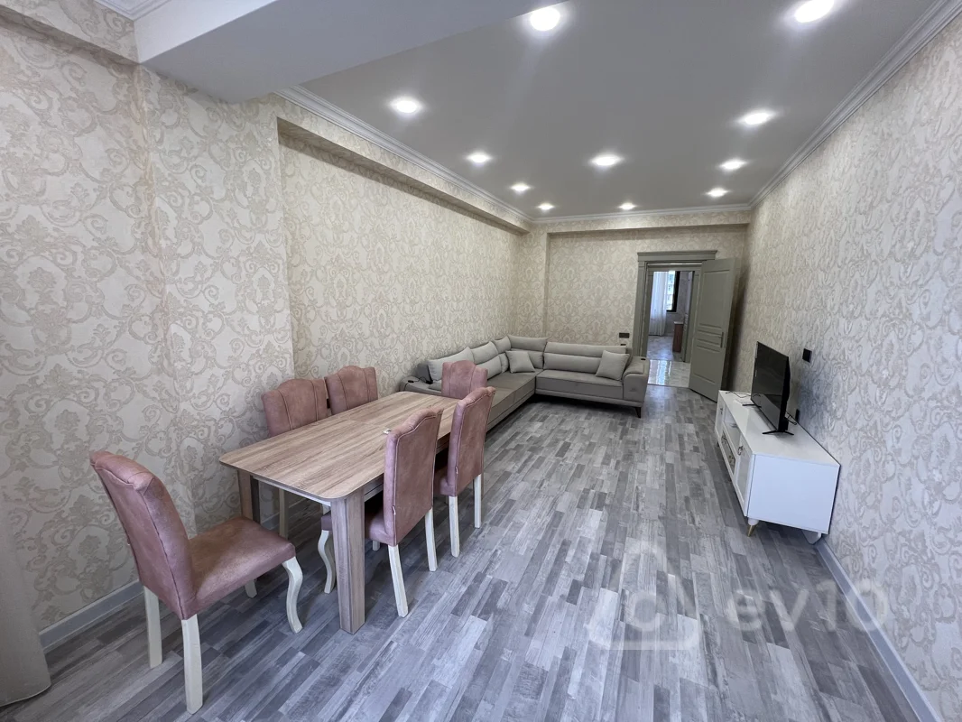 4 otaqlı mənzil, 150 m², Qulu Quliyev — kirayə — Mənzil, Bakı (2)