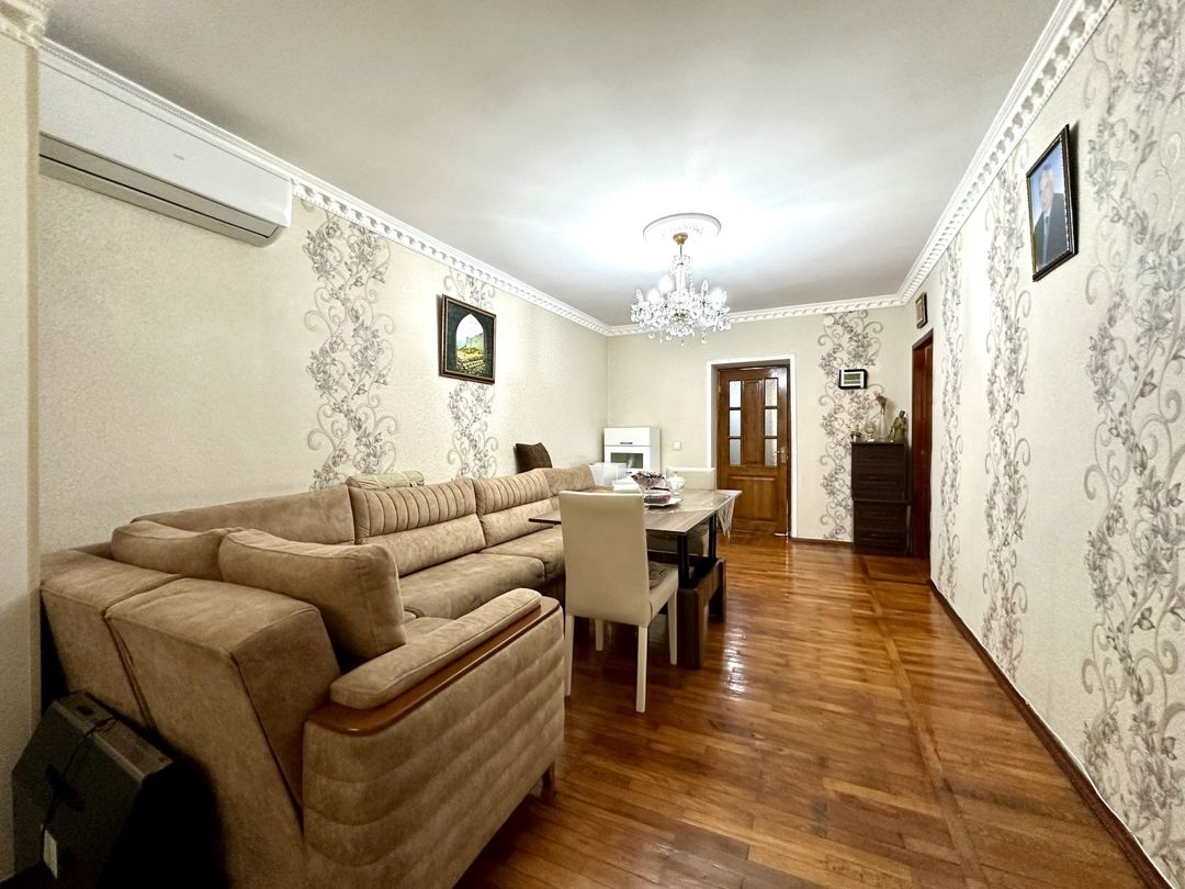 Satılır 4 otaqlı köhnə tikili 100 m² — Mənzil, Bakı (3)