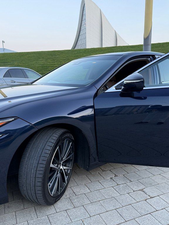 Lexus ES 300h, 2.5 L, 1.3 kWh, 2024 il, 103 000 km — Avtomobillər, Bakı (6)