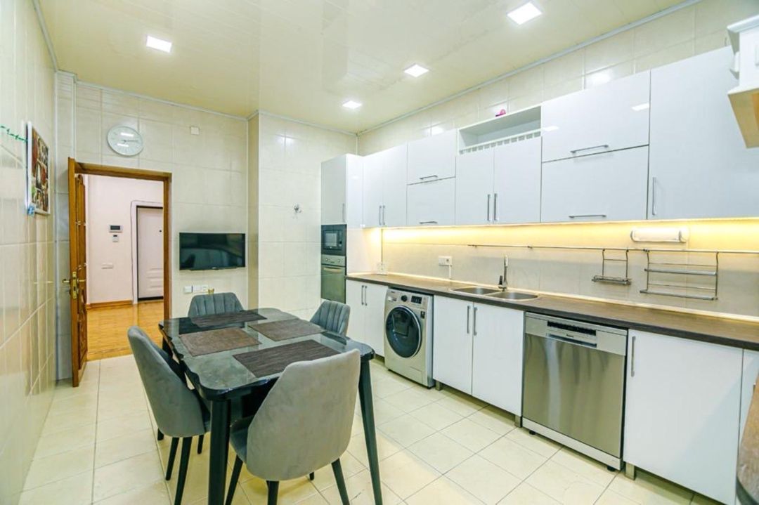 2-otaqlı yeni tikili kirayə verilir, 28 May m., 80 m² — Mənzil, Bakı (6)