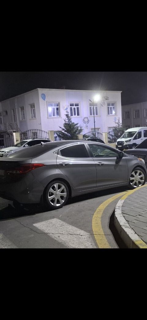 Hyundai Elantra təkərləri R17 — Bakı