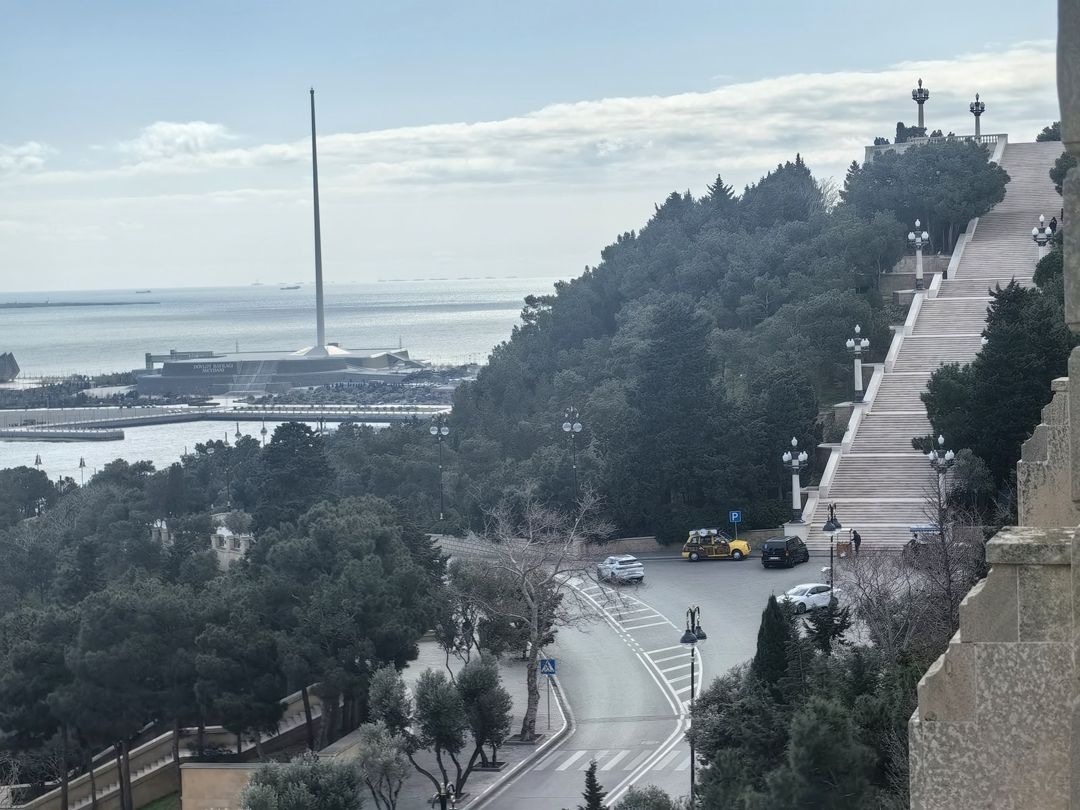 Satılır 3 otaqlı köhnə tikili 115 m² — Mənzil, Bakı (10)