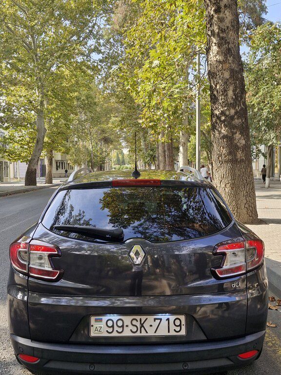 Renault Megane, 1.5 L, 2011 il, 382 000 km 99-SK-719 — Avtomobillər, Mingəçevir (2)