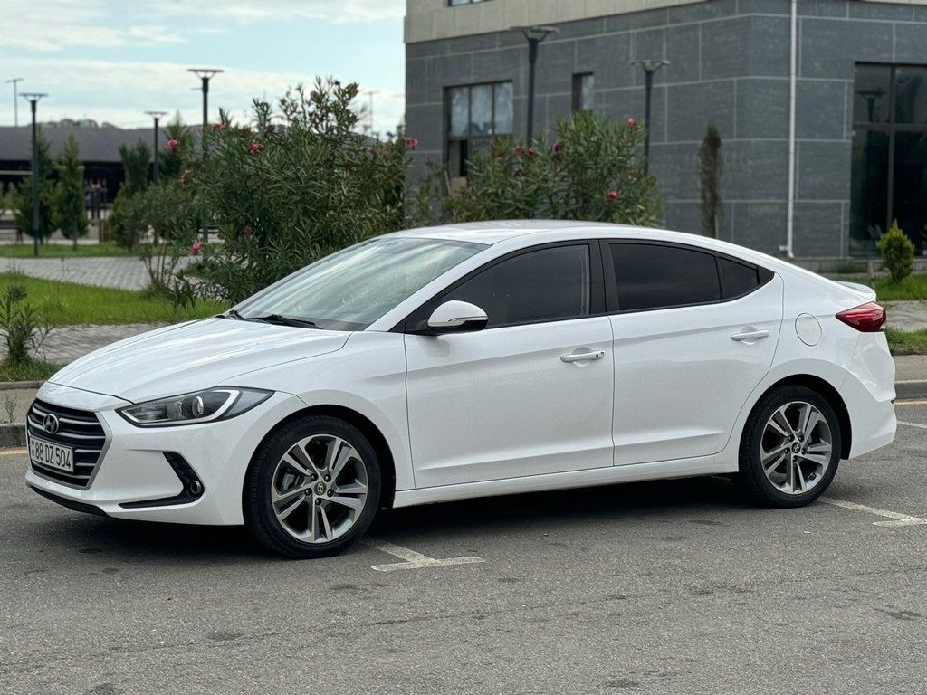 Hyundai Avante, 1.6 L, 2017 il, 83 000 km 88-DZ-504 — Avtomobillər, Bakı (6)