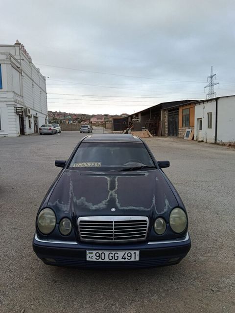 Mercedes E 230, 2.3 L, 1995 il, 462 000 km — Bakı