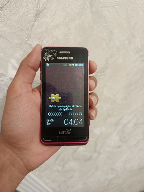 Samsung GT-S5230 La Fleur, 4 GB, rəng - Qırmızı, Sensor, İki sim kartlı — Bakı