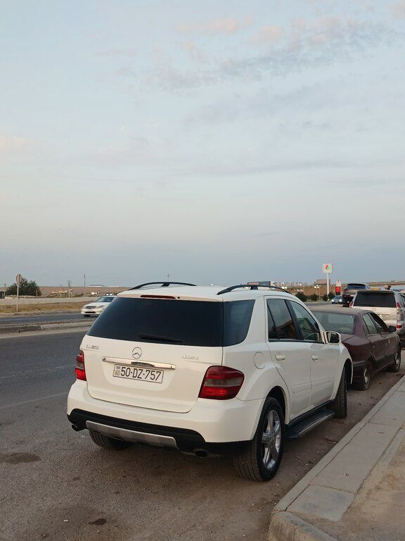 Mercedes ML 350 4MATIC, 3.5 L, 2007 il, 220 000 km 50-DZ-757 — Avtomobillər, Bakı (3)