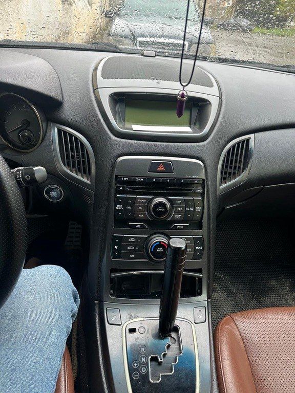 Hyundai Genesis Coupe, 3.8 L, 2011 il, 300 000 km 10-ZY-573 — Avtomobillər, Bakı (5)