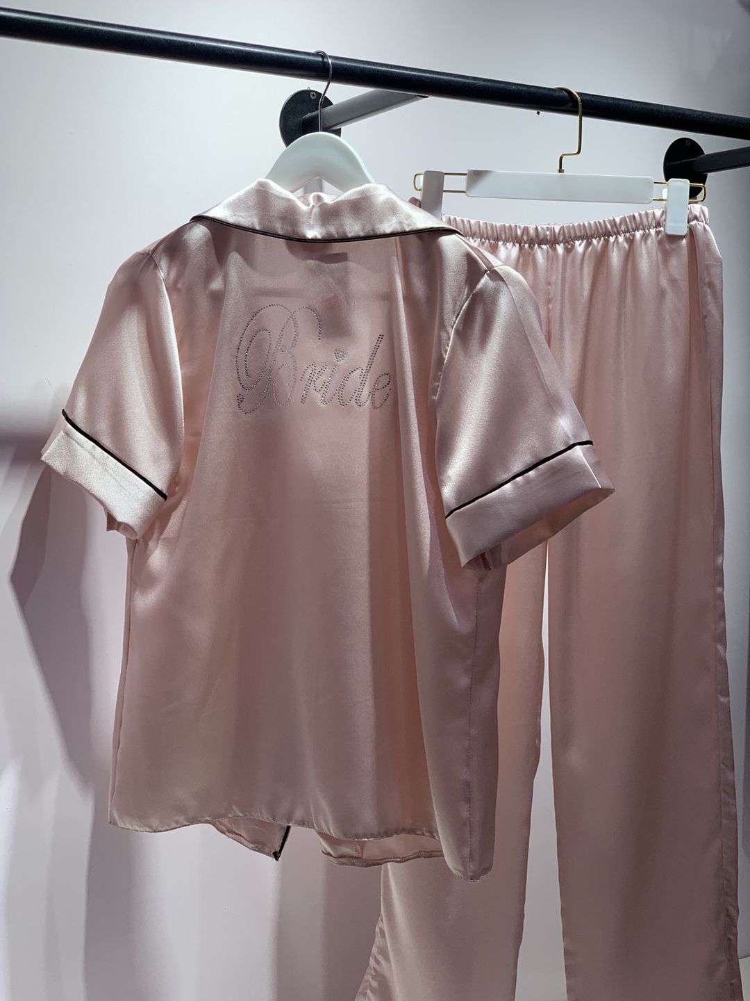 Şalvarlı pijama dəsti, açıq çəhrayı, atlas, ölçü 36 — Mallar, Bakı (2)