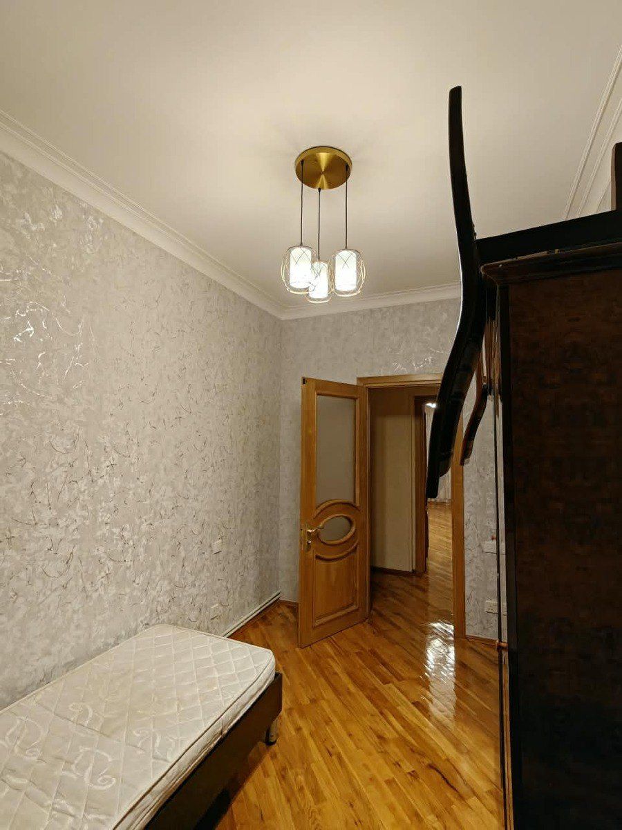 Satılır 3 otaqlı köhnə tikili 100 m² — Mənzil, Bakı (9)