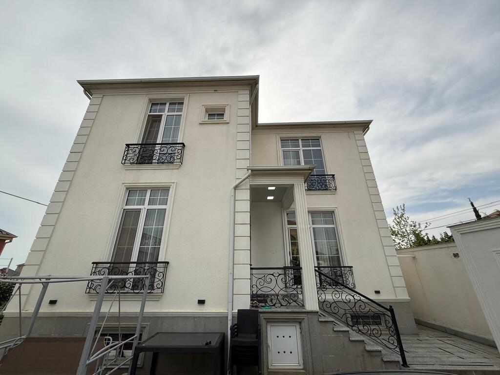 Satılır 8 otaqlı həyət evi/bağ evi 320 m² — Ev, villa, Bakı (3)