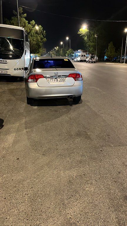 Honda Civic, 1.3 L, 0.9 kWh, 2008 il, 350 000 km 77-FA-209 — Avtomobillər, Mingəçevir (8)