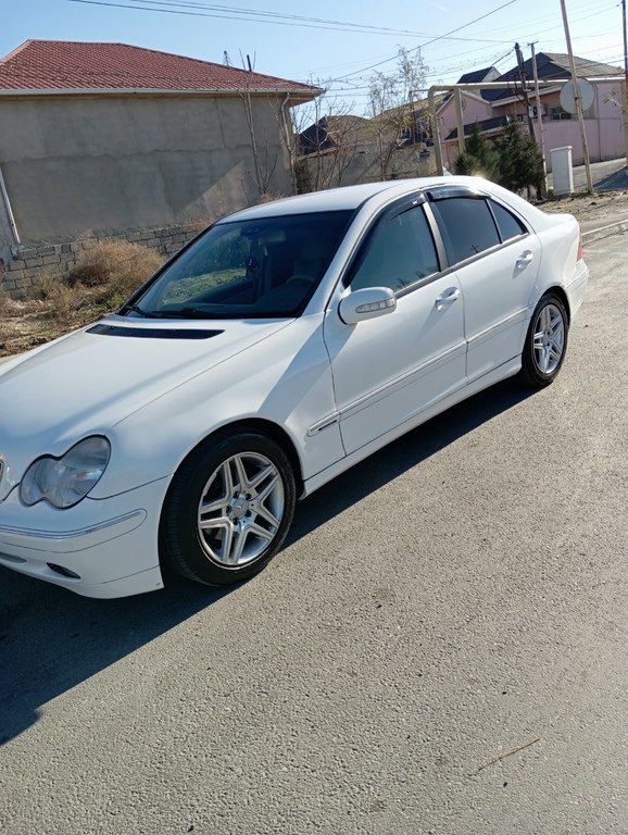 Mercedes C 180, 2.0 L, 2002 il, 445 225 km 10-UF-989 — Avtomobillər, Bakı (4)