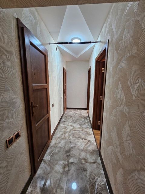 Satılır 3 otaqlı yeni tikili 100 m² — Bakı