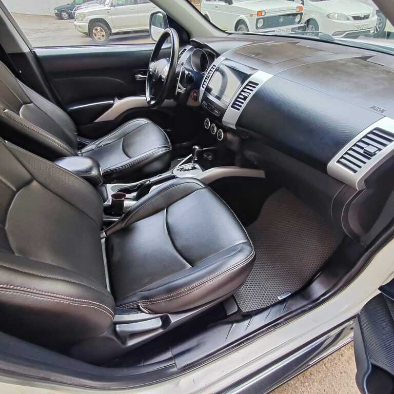 Peugeot 4007, 2.4 L, 2009 il, 330 000 km 90-GX-890 — Avtomobillər, Bakı (8)