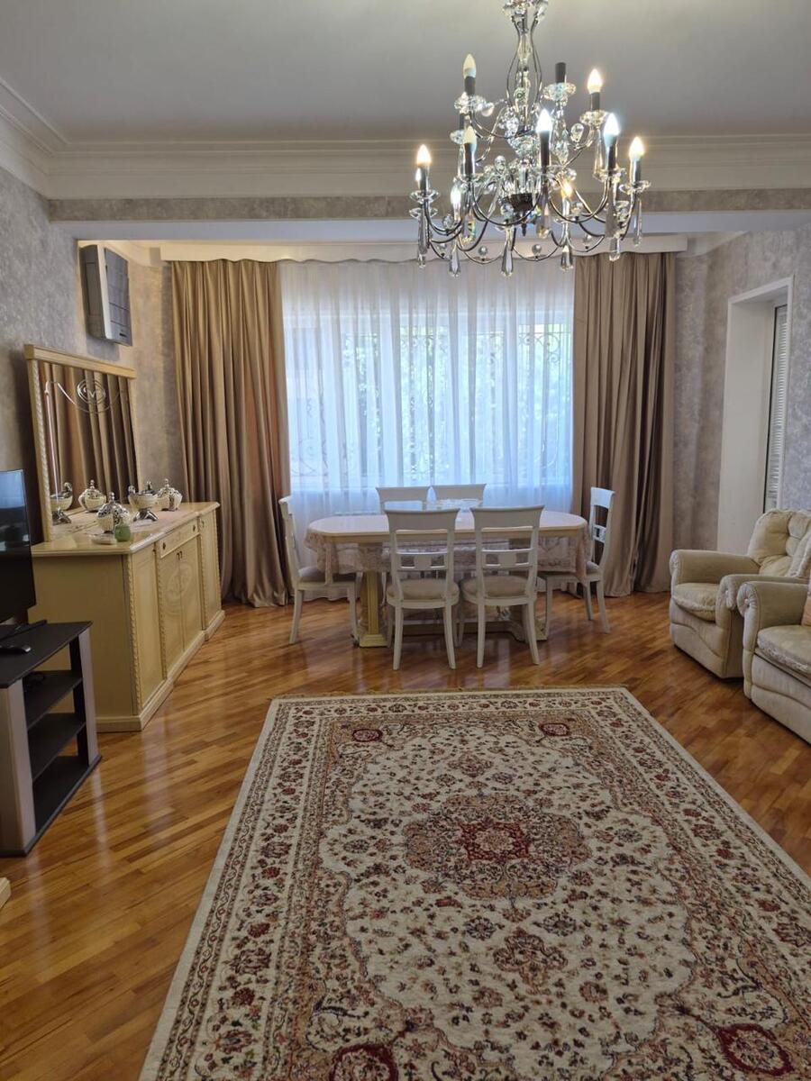 Satılır 3 otaqlı yeni tikili 135 m² — Mənzil, Bakı
