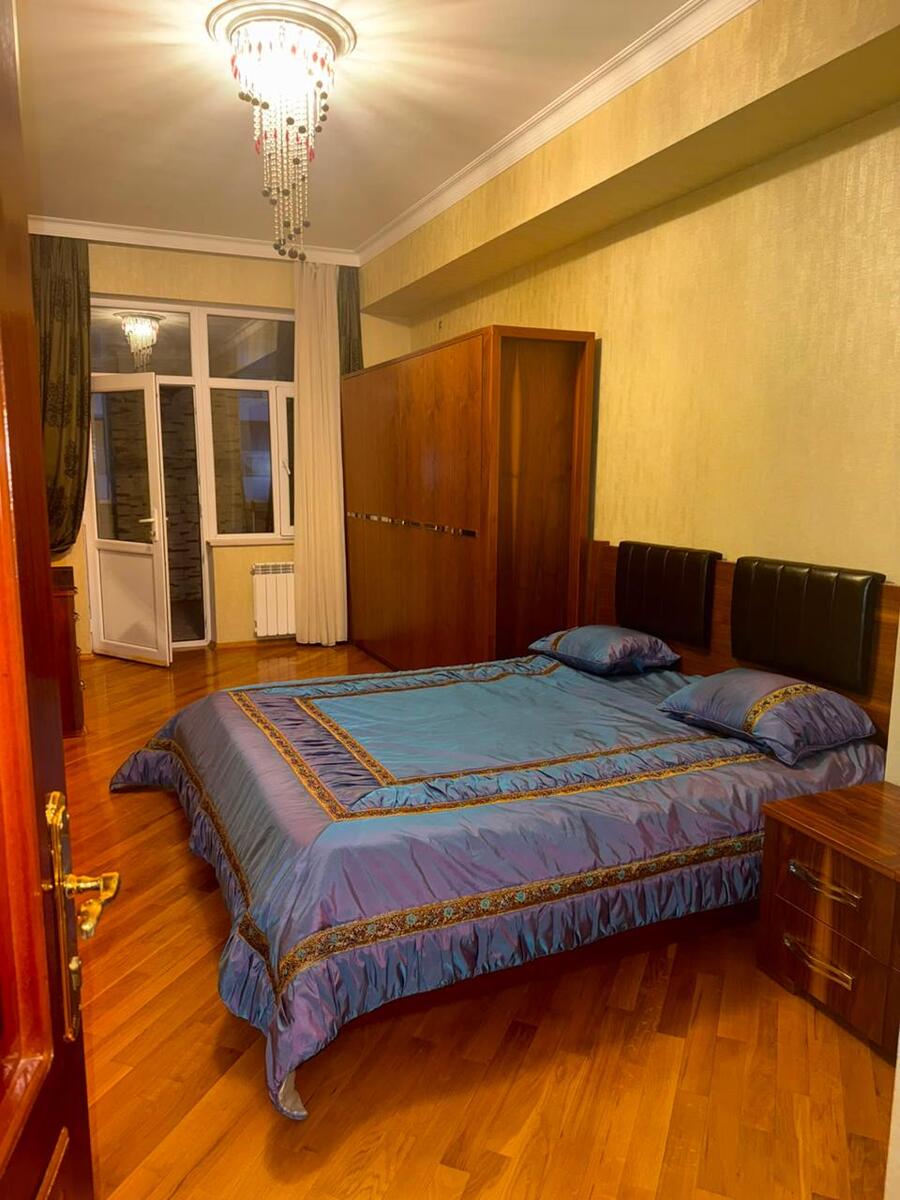 İcarəyə verilir 3 otaqlı yeni tikili 165 m² — Mənzil, Bakı (6)