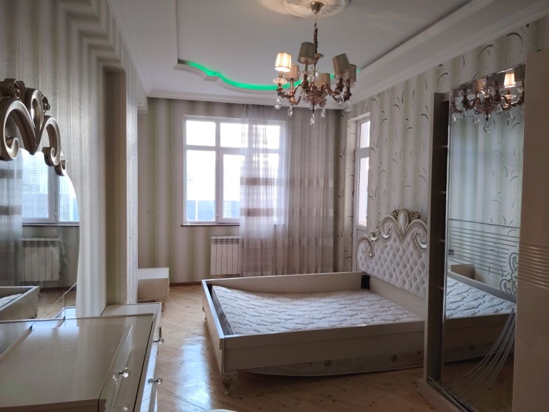 Satılır 3 otaqlı yeni tikili 122 m² — Mənzil, Bakı (2)