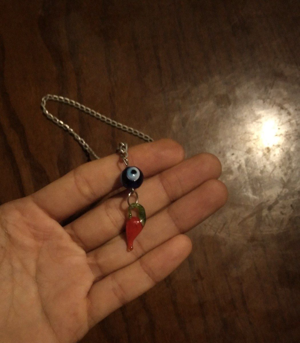 Bibər talisman muncuqlu boyunbağılar — Şəxsi əşyalar, Bakı (4)