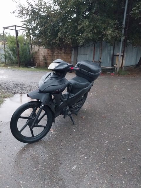Moped/motosiklet – şəhər içi gediş-gəliş üçün praktik model - Kuzov — Sabirabad